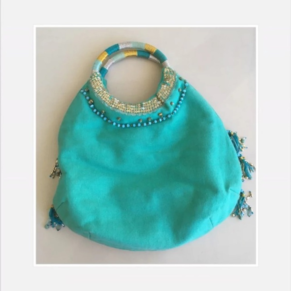 Accessorize Bag - Picture 2 of 6